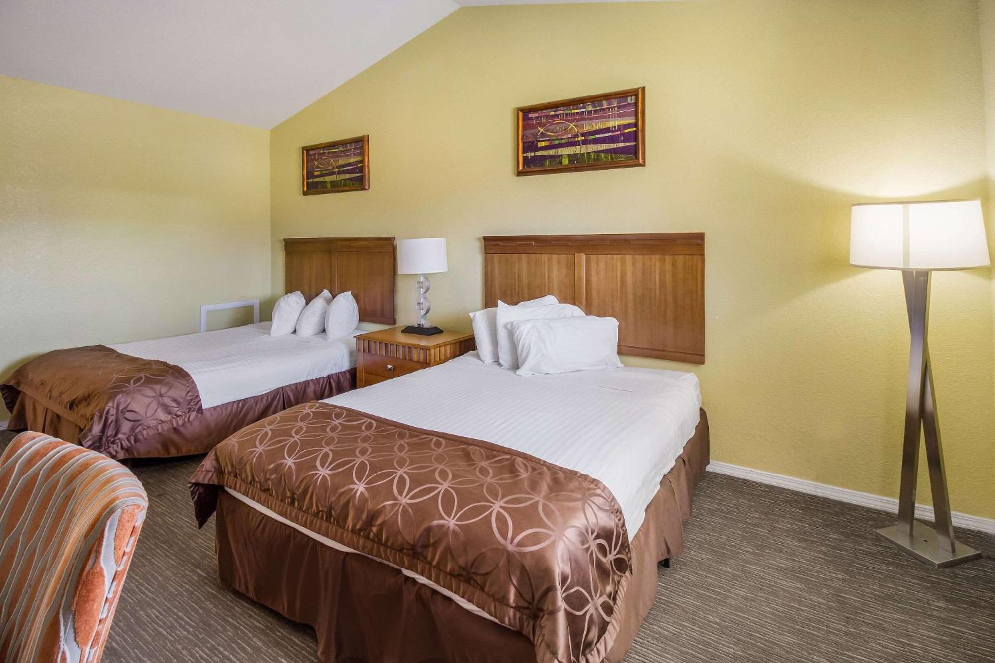 Rodeway Inn كاسبر المظهر الخارجي الصورة